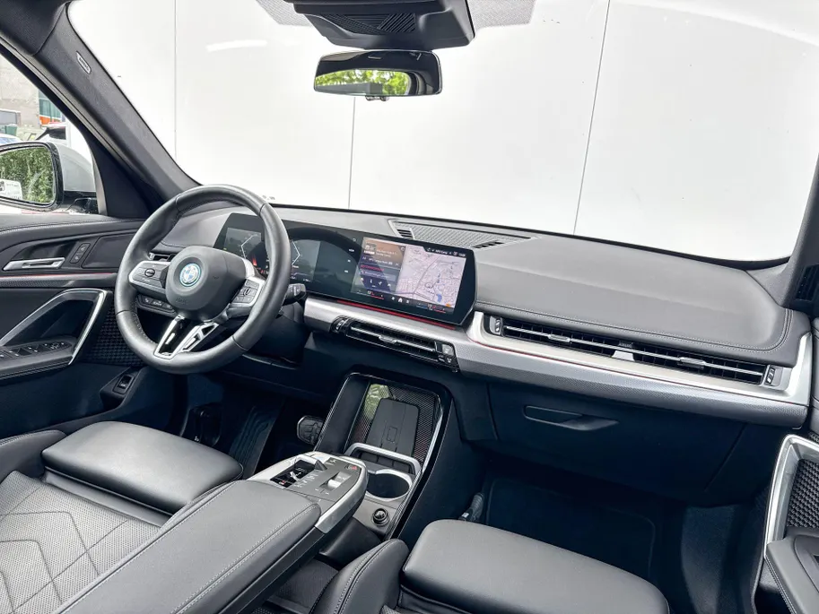 BMW iX1 eDrive20 67 kWh