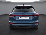 Audi Q6 e-tron S edition 306pk performance 100 kWh · 360 Camera · Leder · Warmtepomp · Luchtvering · Elek. Voorstoelen · Elek. Achterklep · 20'' Inch ·