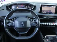 Peugeot 5008 1.2 PureTech Blue Lease Executive | Navi | Airco | 7 zits | Cruise | Camera | 17" LM |