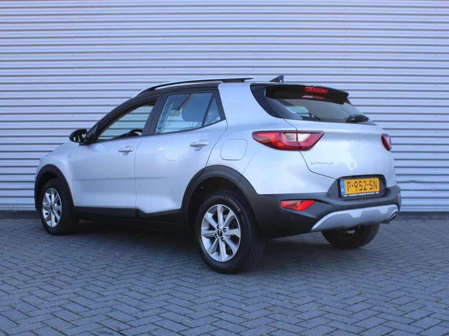 Kia Stonic 1.0 T-GDi MHEV DynamicLine | Navi | Clima | Cruise | Camera | 15' LM | Parkeersensor achter |