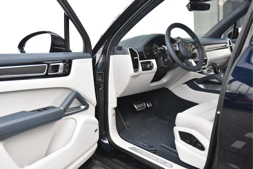 Porsche Cayenne 4.0 Turbo S E-Hybrid