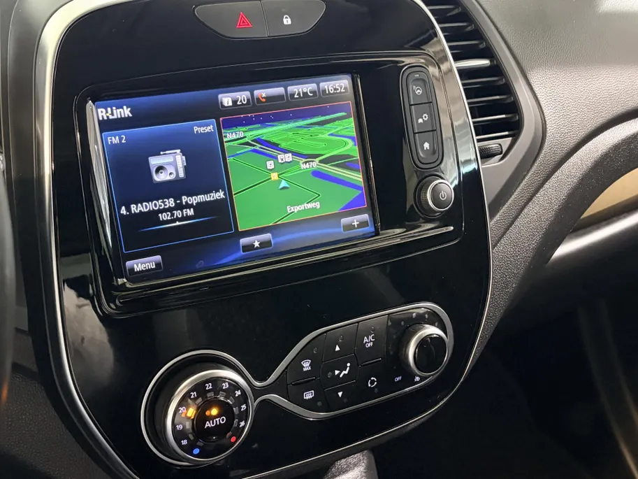Renault Captur 90PK TCe Intens | 1ste Eigenaar | Navigatie | Climate Control | Cruise Control | Camera | Parkeersensoren | Lichtmetalen Velgen | LED Lampen |