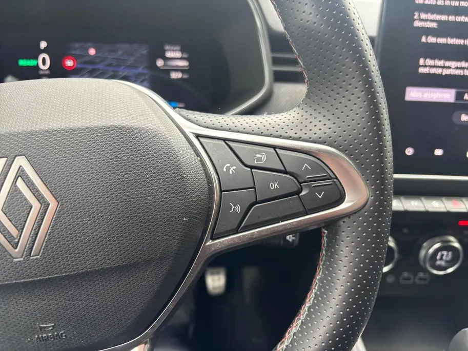 Renault Clio 1.6 E-Tech Full Hybrid 145 esprit Alpine Camera | Adaptive Cruise Control | Climate control |