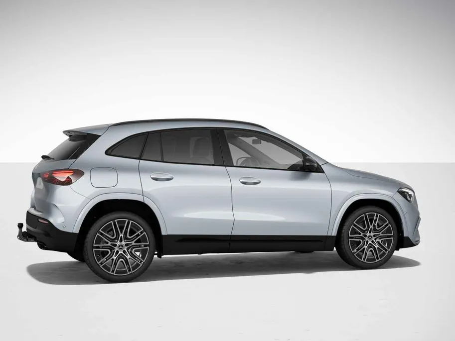 Mercedes-Benz GLA 250 e 140 Years Edition