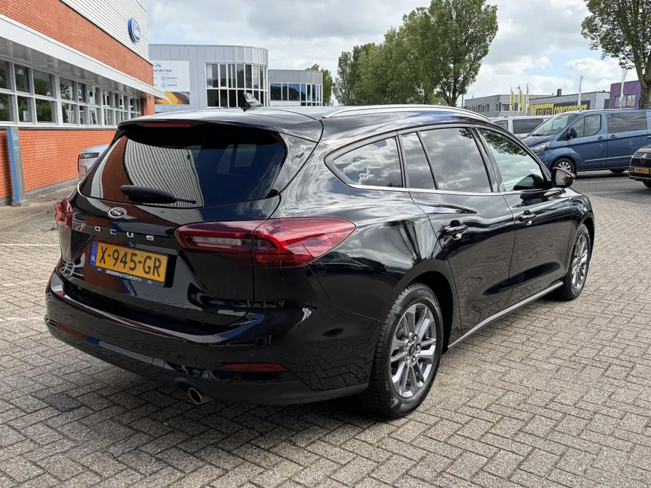 Ford Focus 1.0 EcoBoost Hybrid 125 pk Titanium Wagon SYNC 4 Navigatie - Apple Carplay/ Android Auto- Winter Pack - 16inch Lichtmetalen velgen