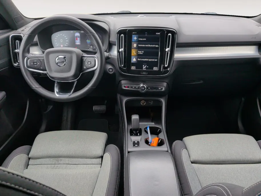 Volvo XC40 1.5 T4 Recharge Inscription Hybride| Perfecte staat! | Climate | Navigatie | Carplay  enzo. Snel rijden en inclusief standaard 12 maanden garantie!