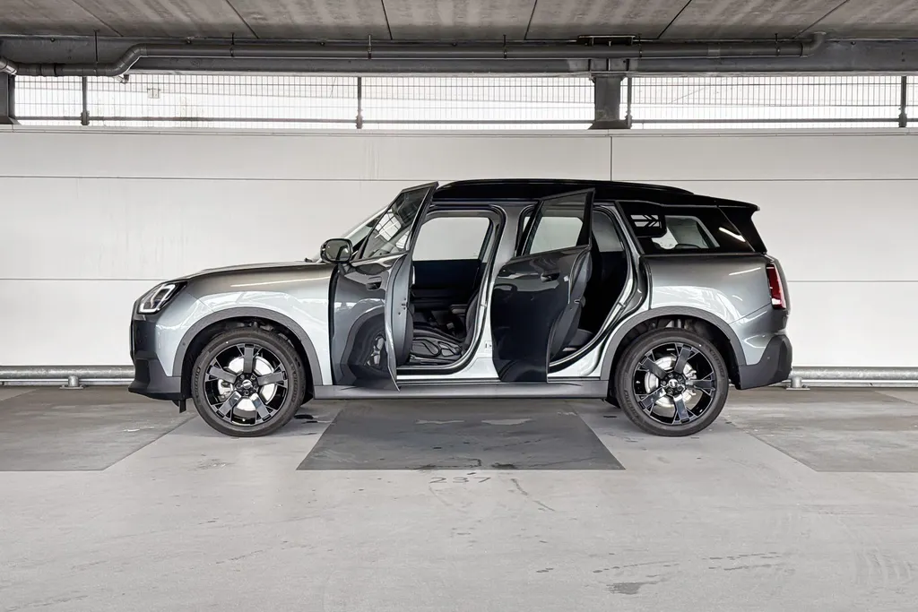 MINI Countryman 1.5 C Favoured L