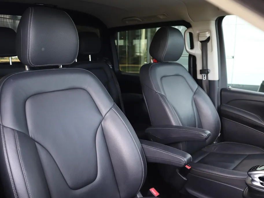 Mercedes-Benz V-Klasse 220d 4-MATIC LANG DC AVANTGARDE