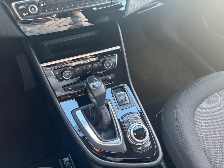 BMW 2 Serie Gran Tourer 218i 7p. Executive | Achteruitrijcamera | Climate control | Bluetooth