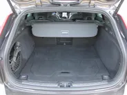 Volvo V60 2.0 T6 Plug-in hybrid AWD Plus Dark | Nappaleder | Trekhaak | HK audio | Schuifdak | Stuur-/stoelverwarming | Adap. Cruise | Dodehoek detectie | Geheugenstoelen | 360 Camera |