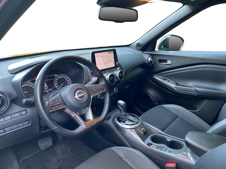 Nissan Juke 1.6 Hybrid N-Design Climate control | Navigatie | Parkeercamera | Stoel en stuurverwarming | 19 inch LM velgen | Cruise control | Keyless | Rijstrookdetectie |