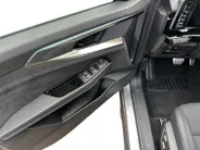 Renault Austral 1.2 E-Tech full hybrid 200 esprit Alpine | Automaat | Automatische Achterklep | Cruise & Climate Control | Stoel & Stuurverwarming | Apple Carplay & Android Auto | Camera | 12 Maanden BOVAG Garantie
