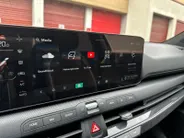 Kia K4 1.0 T-GDi MHEV GT-Line Launch Edition (pano) | Stoel & stuurverwarming | Wireless carplay/android auto | Fabrieksgarantie t/m 6-2036 +3x 1 jaar* | metallic lak | NAP