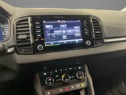Škoda Karoq 1.5 TSI ACT 150pk DSG Business Edition · Camera · Inklap. Trekhaak · Keyless · Stuur- & Stoelverwarming · Apple/Android Car Play · ACC · Garantie t/m 02-07-2028 of 100.000km