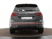 Volkswagen Tiguan 1.4 TSI 245pk DSG eHybrid R-Line Business · Apple/Android Car Play · Wegklapbare Trekhaak · Alarm · Dodehoek Detectie · Stoel-& Stuurverwarming · 19'' Inch ·
