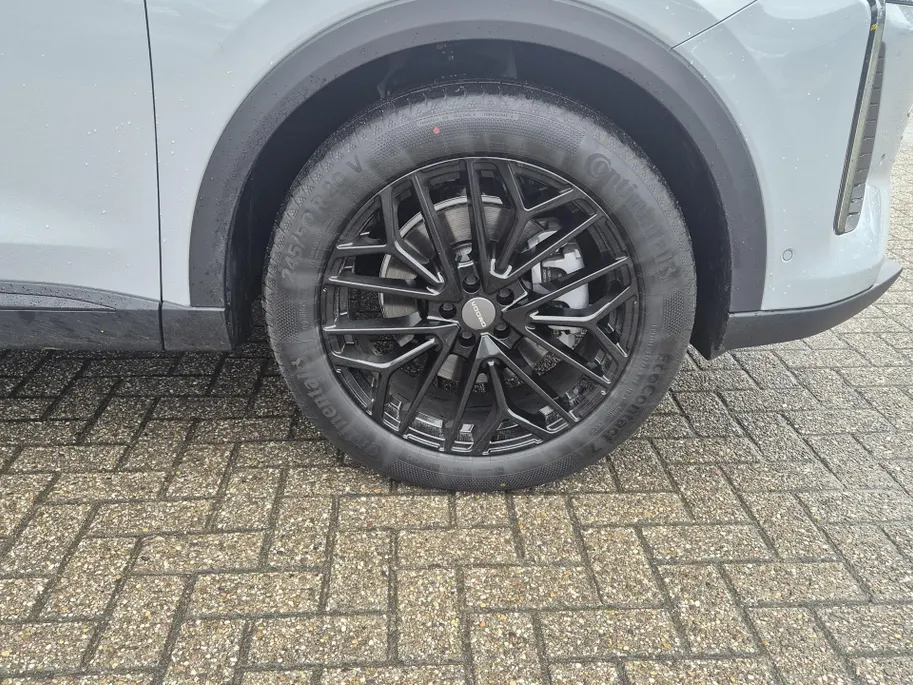 Omoda 9 9 PHEV Premium Panoramadak - 1100KM Bereik