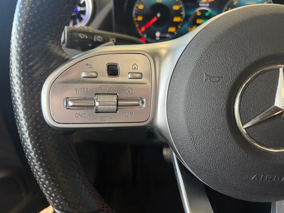Mercedes-Benz GLA 250e | BUSINESS SOLUTION | AMG | PLUS PAKKET | TREKHAAK | NL-AUTO |