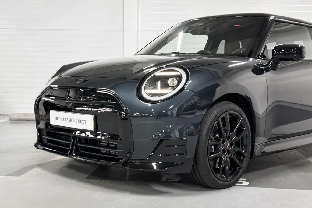 MINI Cooper 3-deurs Electric Cooper SE John Cooper Works