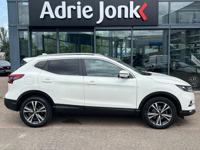 Nissan QASHQAI 1.2 N-Connecta | NAVIGATIE | PANORAMA DAK | 360 CAMERA | 18 INCH | CRUISE CONTROL | CLIMATE CONTROL |
