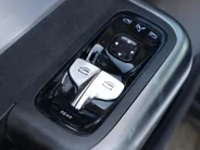 Mercedes-Benz CLA 180 Business Solution AMG l Trekhaak l Panoramadak l stoelverwarming