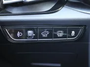 Kia Niro 1.6 GDi Hybrid ExecutiveLine | Stuur-/stoelverwarming + ventilatie | Leer | Schuifdak | 18' LM | Camera | Cruise adapt. | HUD | Elek. stoelverstelling |