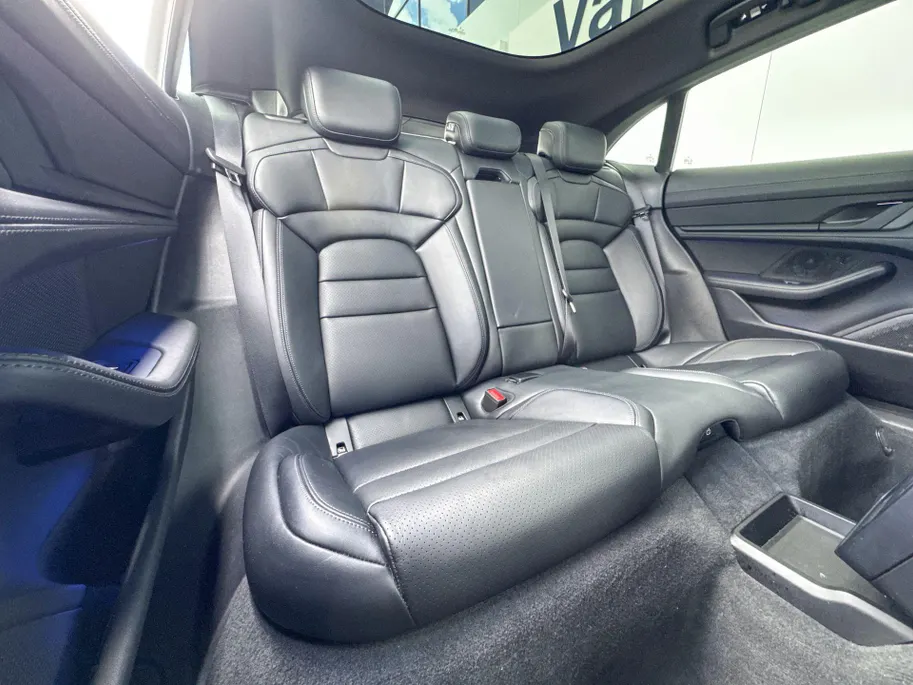 Porsche Taycan Cross Turismo 4 93 kWh
