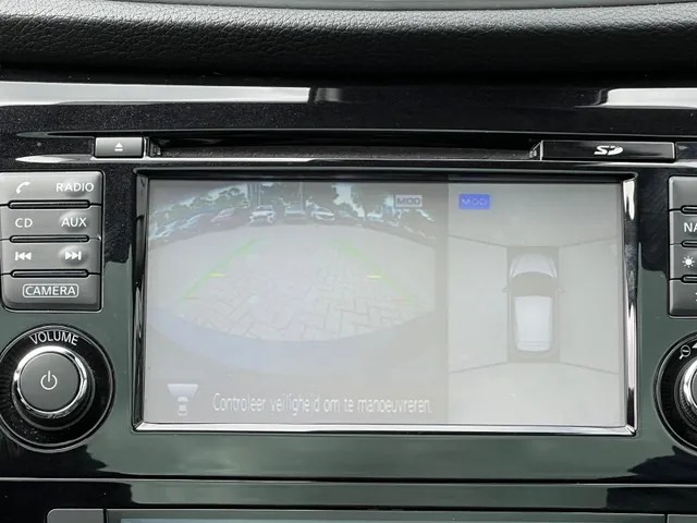 Nissan QASHQAI 1.2 N-Connecta | NAVIGATIE | PANORAMA DAK | 360 CAMERA | 18 INCH | CRUISE CONTROL | CLIMATE CONTROL |