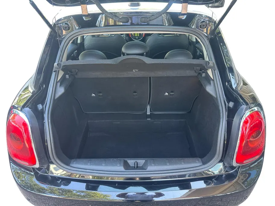 MINI 5-Deurs 1.5 Cooper Business | Pano | Automaat | Cruise | Navi |
