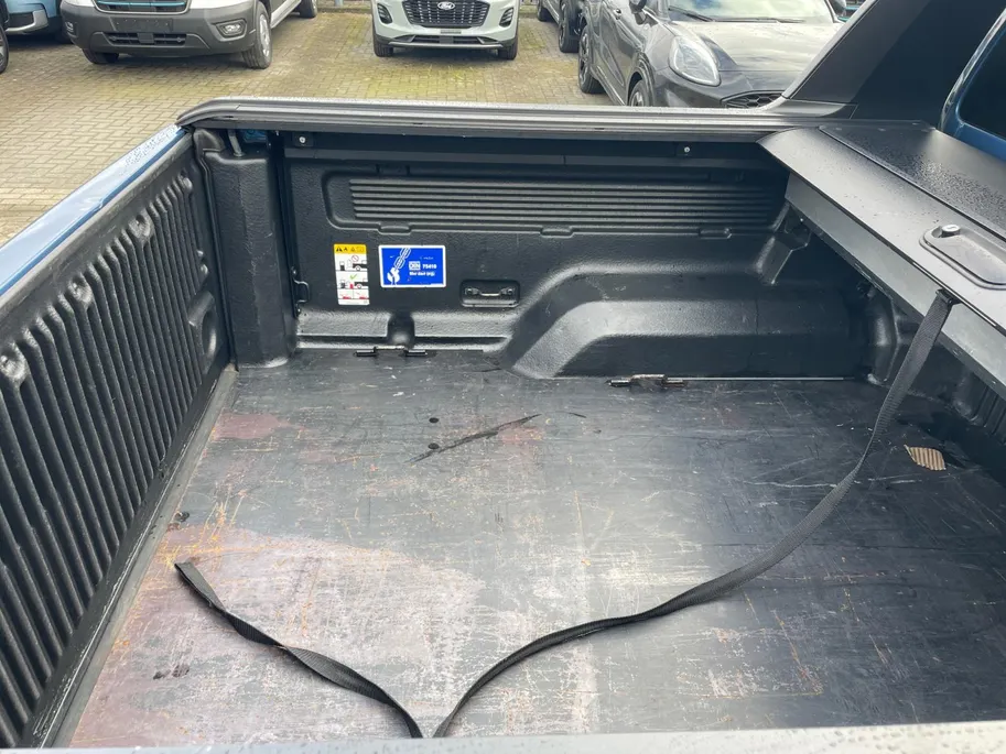 Ford Ranger 2.0 EcoBlue Raptor 4X4 213 pk Automaat | Double Cab omgebouwd naar 2 persoons uitvoering | Rollertop | Trekhaak | Navigatie | Elektrische stoelverstelling