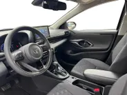 Toyota Yaris 1.5 Hybrid 115 Comfort | Parkeercamera | Climate control | Apple Carplay/Android Auto | Adaptive cruise control | LM-Velgen
