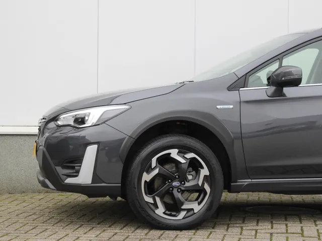 Subaru XV 2.0i e-BOXER Premium | Navi | Leder | Cruise | Park sens