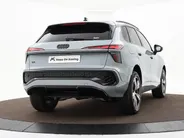 Audi Q3 1.5 200kW e-hybrid S edition 272 PK · Tech plus · Lederen bekleding · Trekhaak elek. wegklapbaar