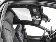 Volkswagen Golf 1.5 272pk DSG eHybrid GTE · Panoramadak · Wegklapbare Trekhaak · Camera · Apple/Android Car Play · 18'' Inch · Garantie t/m 16-10-2030 of 100.000km
