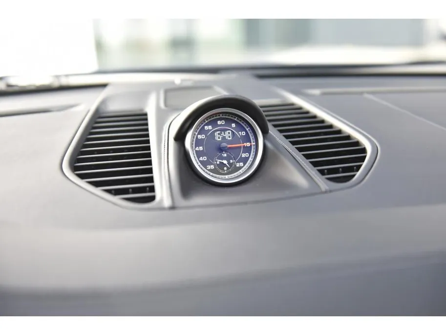 Porsche 911 3.0 Carrera 4S
