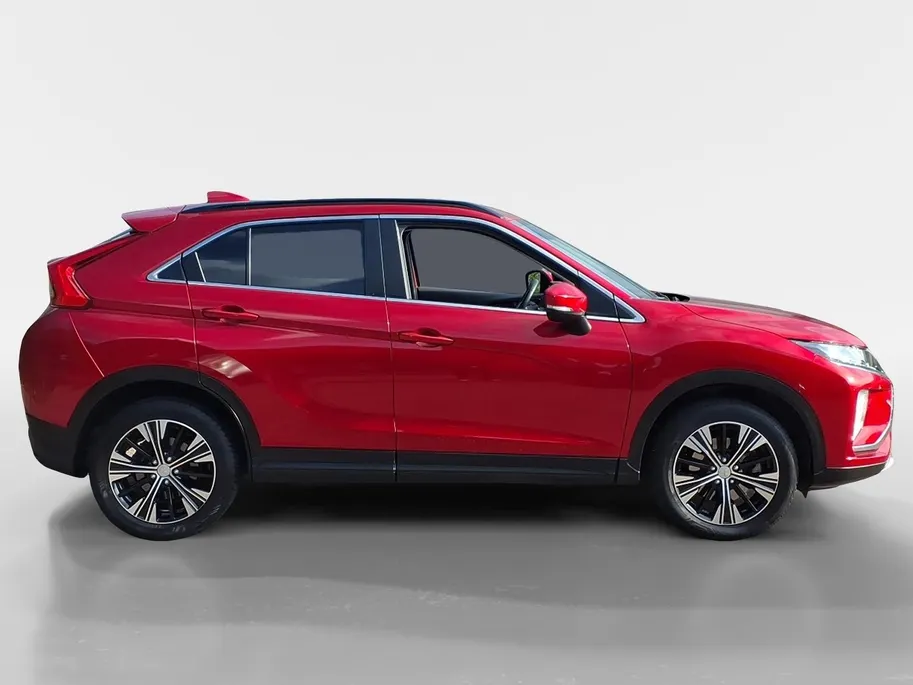 Mitsubishi Eclipse Cross 1.5 DI-T Intense Automaat | Navigatie | Airco | Trekhaak 1600 kg | 1 jaar Garantie
