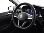 Volkswagen Polo Life Edition 1.0 TSI 95 pk 5 versn. Hand · Airconditioning automatisch, 2-zone (climatronic) ·
