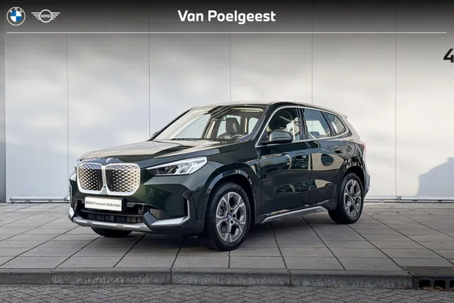 BMW iX1