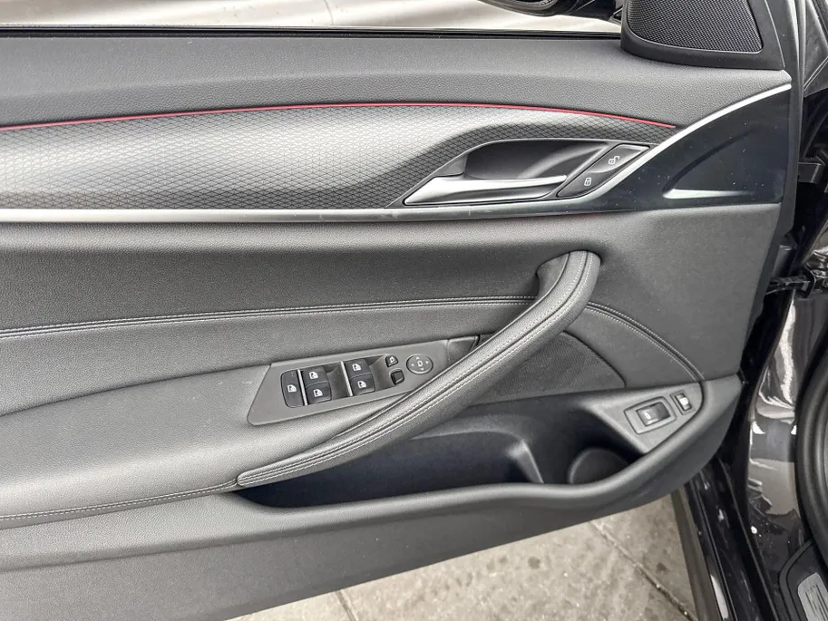 BMW 5 Serie Touring 530e Business Edition Plus