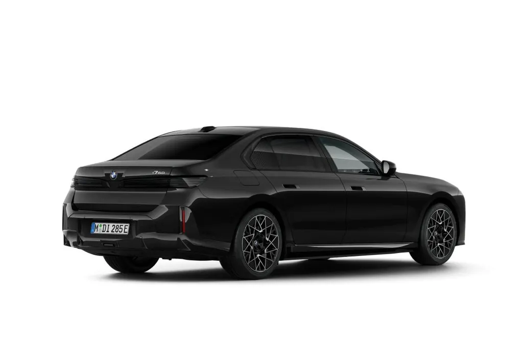 BMW i7 xDrive60 118.1 kWh
