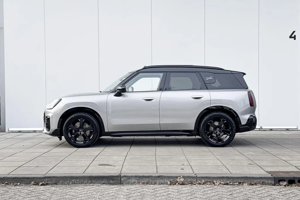 MINI Countryman Electric E John Cooper Works L 66.5 kWh