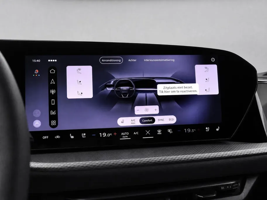 Audi Q5 e-hybrid quattro S edition Competition 367 PK · Tech pro · 20' LM Velgen · Glazen panoramadak · B&O Premium 3D