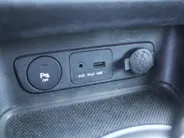 Kia Sportage 2.0 X-ecutive Plus Pack | Trekhaak | 17' LM | Parkeersensor achter | Half leer/stof | Navi Pioneer incl. Apple CarPlay/Android Auto | Cruise | Clima | Automaat |