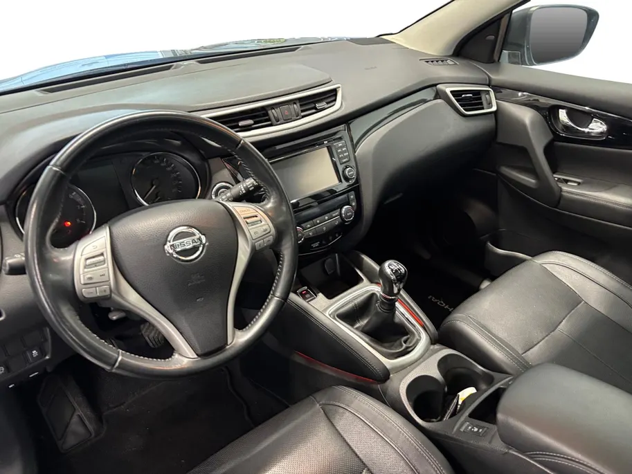 Nissan QASHQAI 1.2 Tekna | ALL SEASON BANDEN | STOELVERWARMING | PANORAMA DAK | 360 CAMERA | ELEKTRISCHE BESTUURDERSTOEL