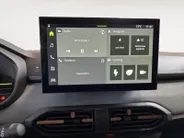 Dacia Jogger 1.8 hybrid 155 limited edition 7p. AUTOMAAT NAVI AIRCO CAMERA CRUISE CONTROLE APPLE CARPLAY ANDROID AUTO LM VELGEN 7 STOELEN !!LET OP RIJDENDE DEMO VRAAG NAAR ACTUELE KMSTAND!!!