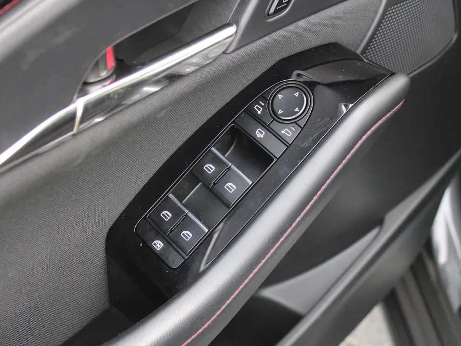 Mazda CX-30 2.0 e-SkyActiv-X M Hybrid Homura | 18' LM | Navi | Stoel-/stuurverwarming | Camera | Cruise adapt. | PDC | Dodehoek detectie | HUD | LED |