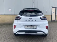 Ford Puma 1.0 EcoBoost Hybrid ST-Line X Automaat Frozen White - Winter Pack - Driver Assistance Pack - Panoramadak