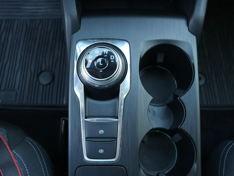 Ford Focus 1.0 EcoBoost Hybrid Active | NAVI | CAMERA | WINTERPAKKET |