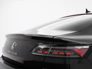 Volkswagen Arteon 1.4 TSI PHEV 218pk DSG eHybrid Elegance Business · Wegklapbare Trekhaak · Camera · Apple/Android Car Play · Dodehoek Detectie · Navigatie · 18'' Inch · EXTRA INRUILKORTING ·