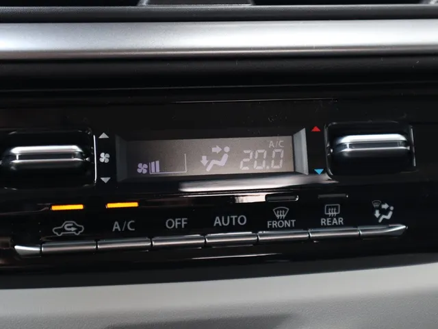 Suzuki Swift 1.2 Style | Stoel Verwarming | Apple/Android Auto |