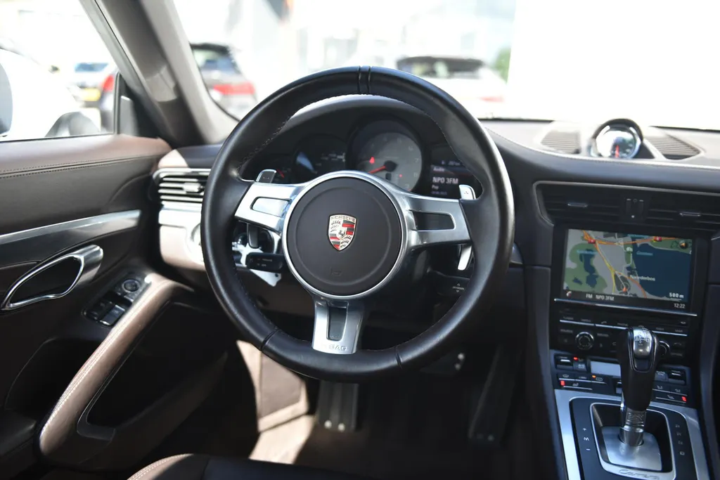 Porsche 911 Cabrio 3.8 Carrera 4S